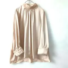 【美品】ZARA ザラ 光沢サテン ハイネック フリルブラウス ベージュ M