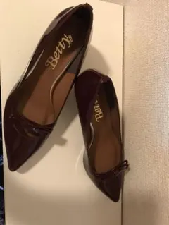 エナメルパンプス のサムネイル