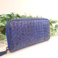 【美品】ボッテガヴェネタ イントレチャート パイソン ラウンドファスナー 青