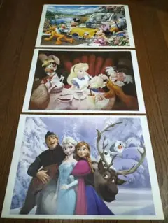 読売新聞　ディズニーアートキャラクター絵画B4サイズ　3枚組