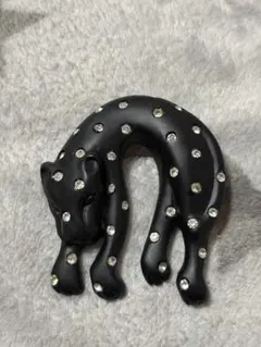 ブローチのサムネイル
