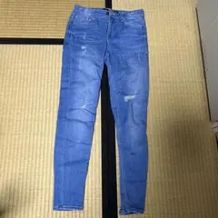 Bershka スキニーデニム ブルー