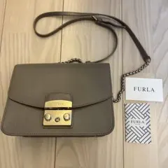 FURLA グレー ショルダーバッグ