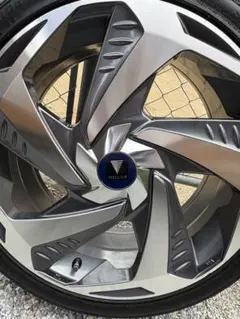 EVIZORI 様用モデリスタ純正 トヨタプリウス 18インチ ホイール②