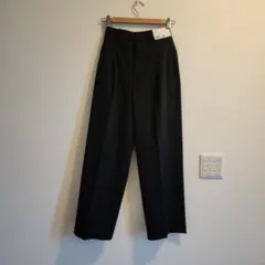 UNIQLOワイドタックパンツ　ブラック XS