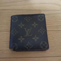 LOUIS VUITTON モノグラム 二つ折り財布のサムネイル