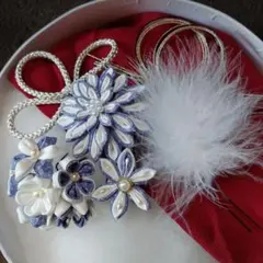 つまみ細工、花柄の髪飾り 青系、成人式、結婚式 着物、浴衣、ハンドメイド