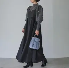 グレー クルーネック ニット