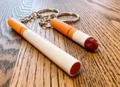 【キーホルダー】タバコ2本セット　キーチャーム　シガレット　ストリート　レトロ