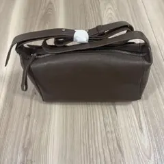 ear PAPILLONNER 《本革/220g》ボックスショルダーバッグ
