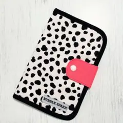 母子手帳ケース お薬手帳ケース　通帳ケース　ダルメシアン柄　白×ネオンオレンジ