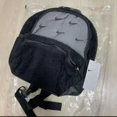 新品NIKEキッズリュックサックボア素材秋冬デザイン保育園低学年11L子供用