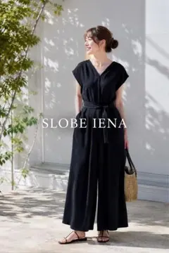 ✨極美品✨スローブイエナ　リラックスイージーVネックオールインワン　ブラックのサムネイル