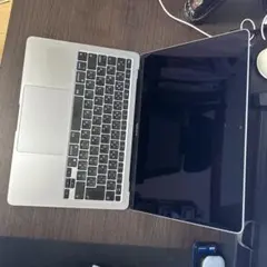 Apple MacBook Air 本体