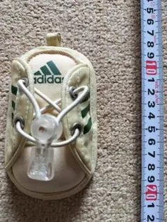 adidas シューズ携帯電話ケース