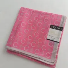 CELINE ピンク 大判ロゴハンカチ