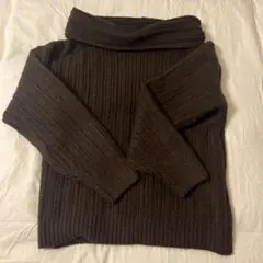 オフショルニット