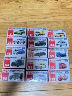 トミカ15台セットまとめ売り¥8,250-相当