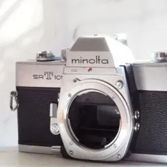 Minolta ミノルタ SRT101 動作品 フィルムカメラのサムネイル