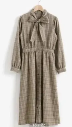 チェック柄リボン付きワンピース