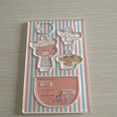 新品　シナモロール アクリルスタンド キーホルダー サンリオ