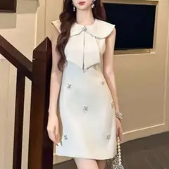 ホワイト 襟付きミニドレス