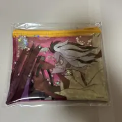 新品未開封ディズニーヴィランズ クルエラ　 ラメ入りポーチ