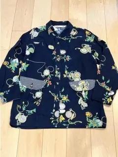 未使用タグ付き　希少サイズ42 LEONARD 半袖シャツ チュニック　花柄 未使用タグ付き 希少サイズ42 LEONARD 半袖シャツ チュニック 花柄