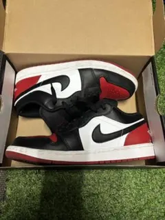 Nike Air Jordan 1 ブラック/レッド/ホワイト