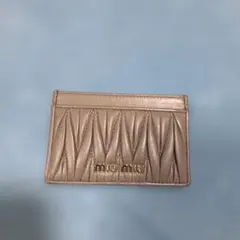 Miu Miu ピンクプリーツカードケースのサムネイル
