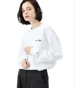 新品未着用　Tommy Hilfiger ホワイト 長袖Tシャツ S