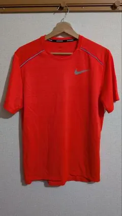 Nike Dri-FIT オレンジ Tシャツ M