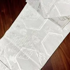 Y*Y様 アンティーク着物　銀色の名古屋帯　シルバー　メタリック