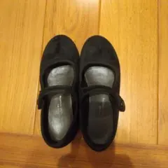 黒いスエードマリーヌシューズ