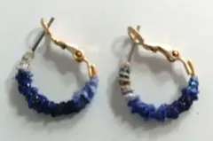 【美品】青(ブルー)系のグラデーション糸装飾フープピアス