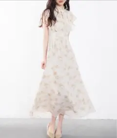 花柄シフォン生地ミモレ丈ワンピース春、夏　ロング丈のサムネイル