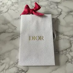 Dior ギフト袋　可愛いピンクリボン付き ディオール