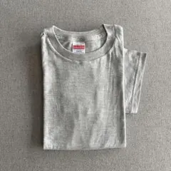 ① 新品 United Athle キッズ 150 グレー Tシャツ 無地のサムネイル