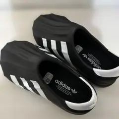 adidas シューズ