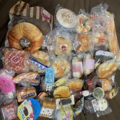 スクイーズ まとめ売り　約40個 値下げしました☆ 大量‼︎スクイーズセットの通販 by ルーs shop