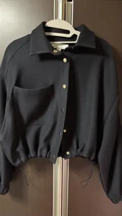 ZARA ブラック クロップドジャケット