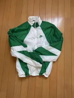 NIKE ナイロンジャケット