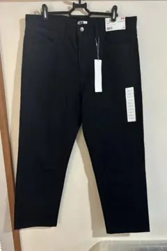 【新品タグ付き】ユニクロU レギュラーフィットジーンズ 34インチ/黒　ブラック