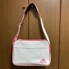 アディダス adidas エナメルバッグ