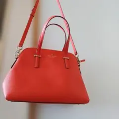 新品同様 Kate Spade レッドハンドバッグ