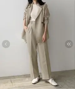 【美品】ベージュ　ジャケット　パンツ　セットアップ