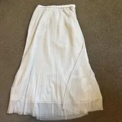 ホワイト プリーツ ロングスカート