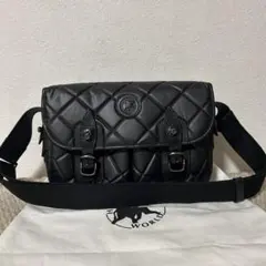 ハンティングワールド メッセンジャーバッグ ワッペン バチュークロス
