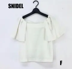 SNIDEL 半袖カットソー Fサイズ 女性のサムネイル