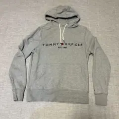 TOMMY HILFIGER レディース　パーカー　Sサイズ　グレー